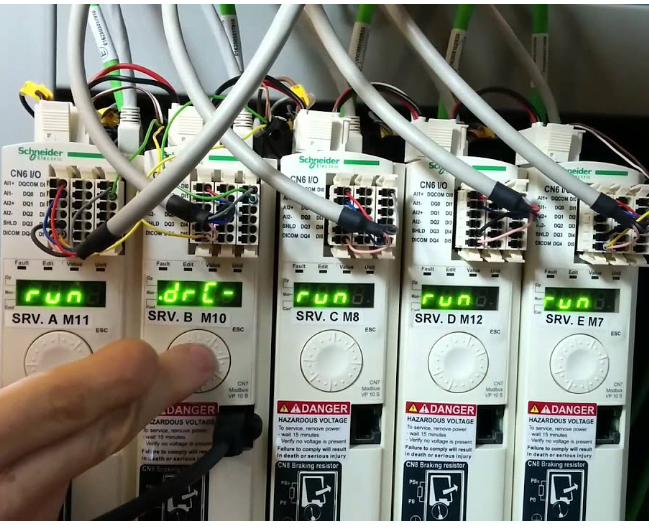 sửa ac servo schneider chuyên nghiệp