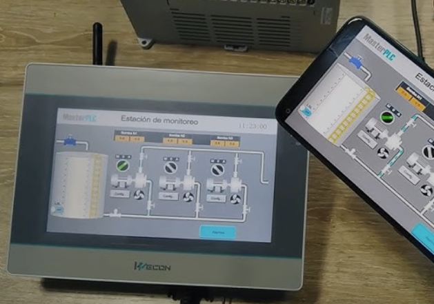 nhân viên catec đang sửa chữa màn hình hmi wecon